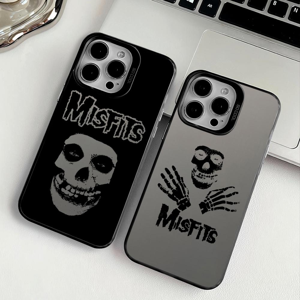 Misfits Telefon Kılıfı iPhone  - Apple Iphone 16 incelemesi ve fiyatı